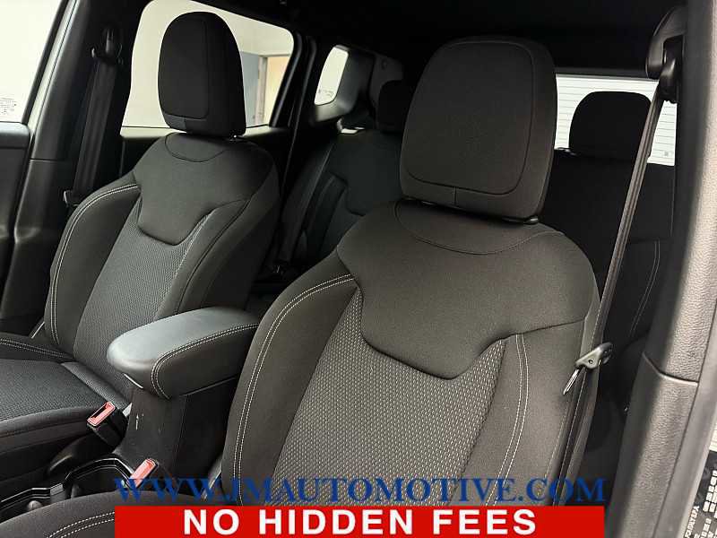 Used 2022 Jeep Renegade Altitude image 13
