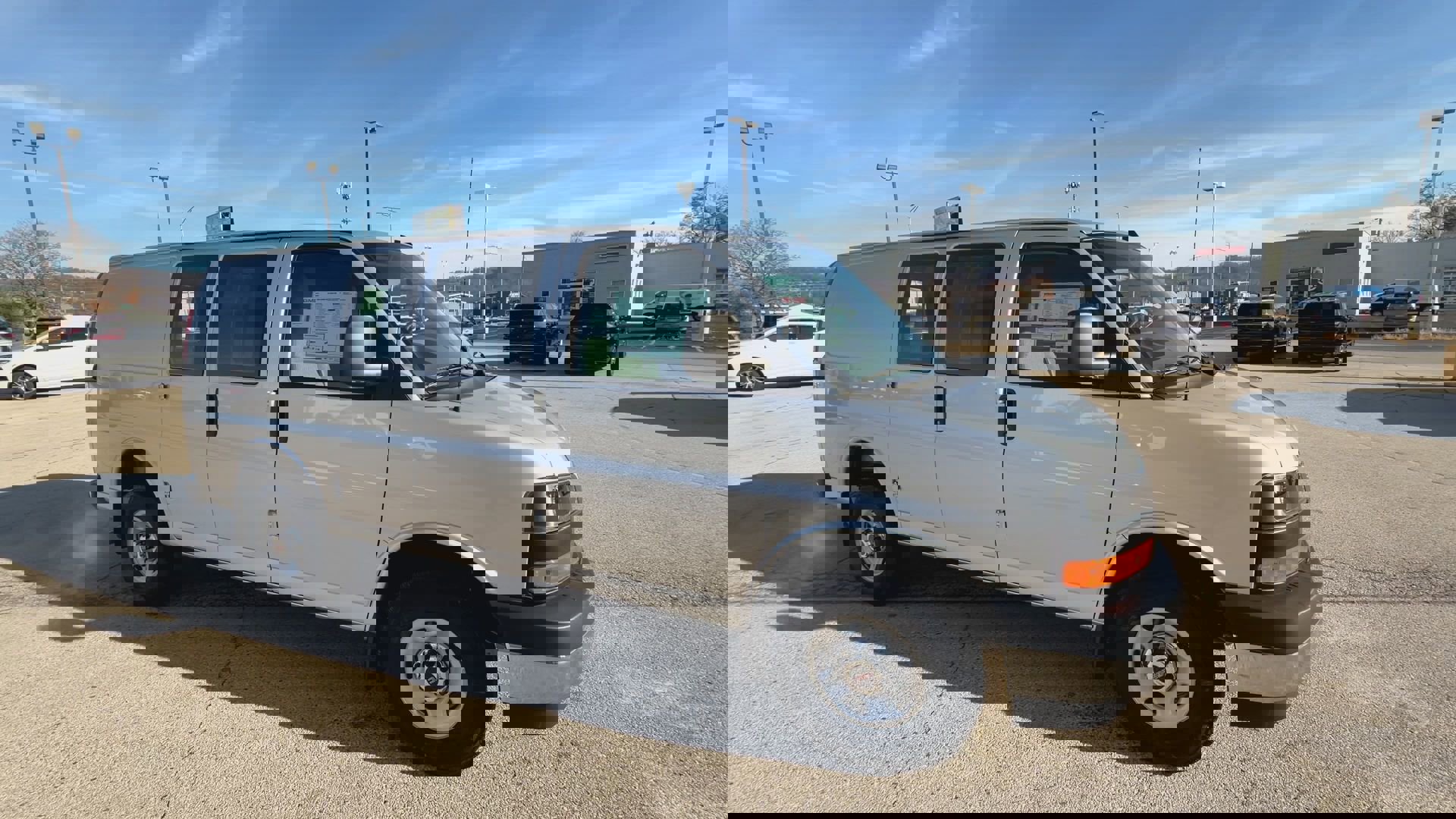 New 2025 GMC Savana 2500 image 2