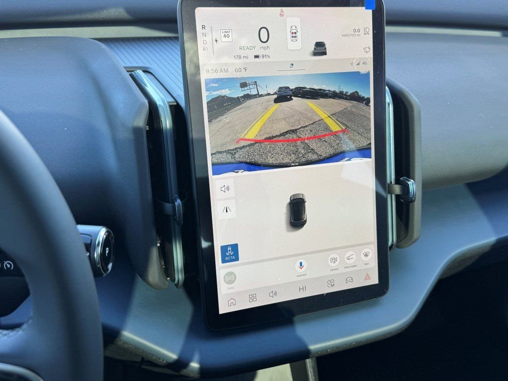 New 2026 Volvo EX30 Plus w/ Protection Package Premier image 23