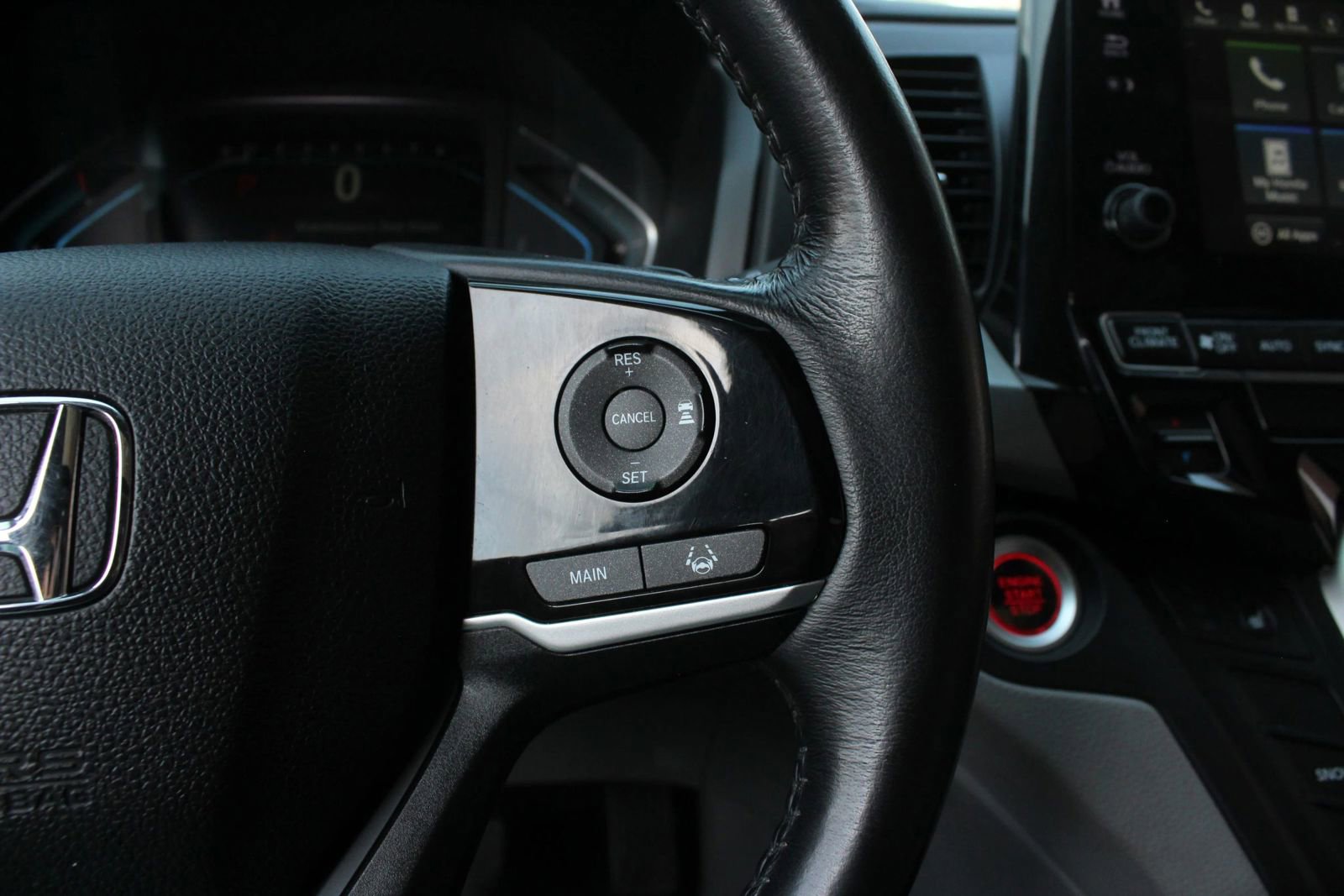 Used 2018 Honda Odyssey EX-L image 58