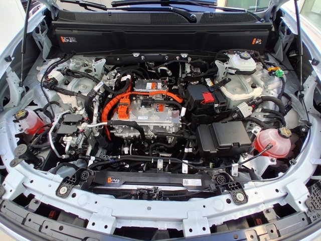 New 2026 Cadillac Vistiq Luxury w/ LPO, Floor Liner Package image 26