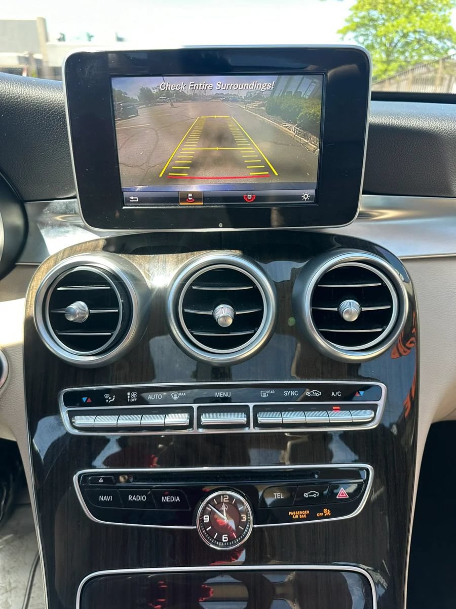 Used 2017 Mercedes-Benz C 300 4MATIC Sedan image 18