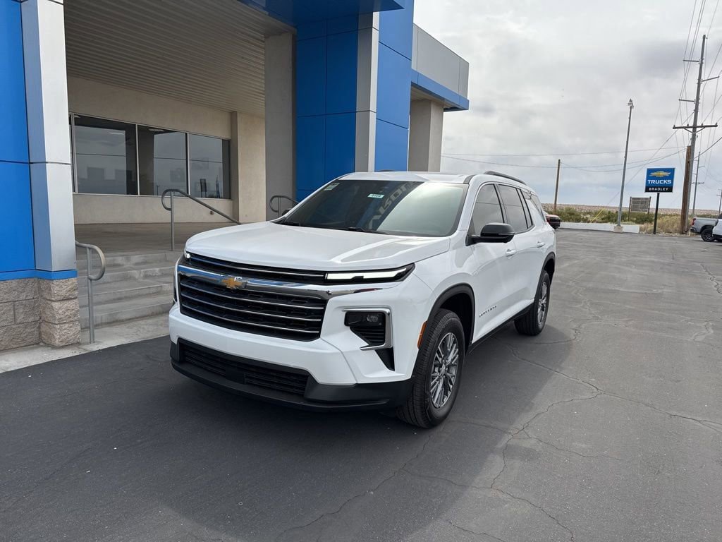 New 2026 Chevrolet Traverse LT w/ Driver Confidence Package FWD image 12