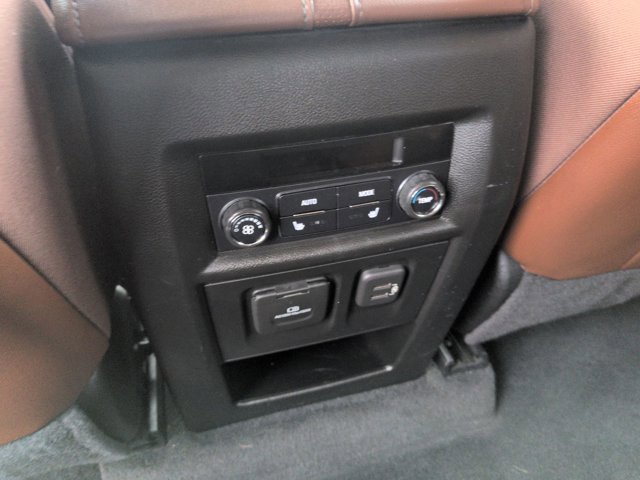 Used 2018 Chevrolet Traverse High Country image 18