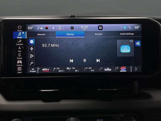 Used 2024 Jeep Wrangler High Altitude image 17