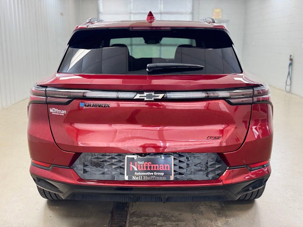 Used 2025 Chevrolet Equinox EV RS FWD image 6