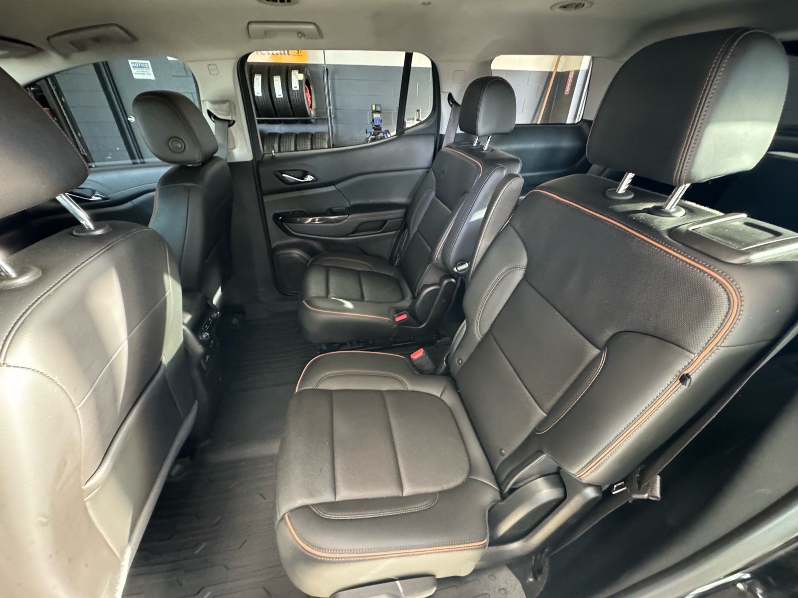 Used 2021 GMC Acadia AT4 w/ Trailering Package AWD/4WD image 12