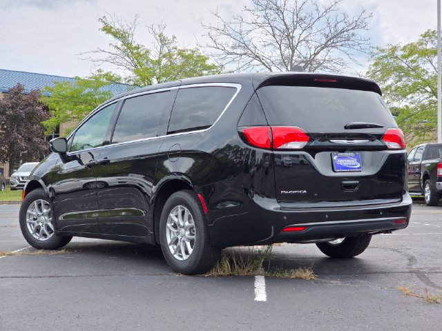 New 2027 Chrysler Pacifica LX FWD image 23