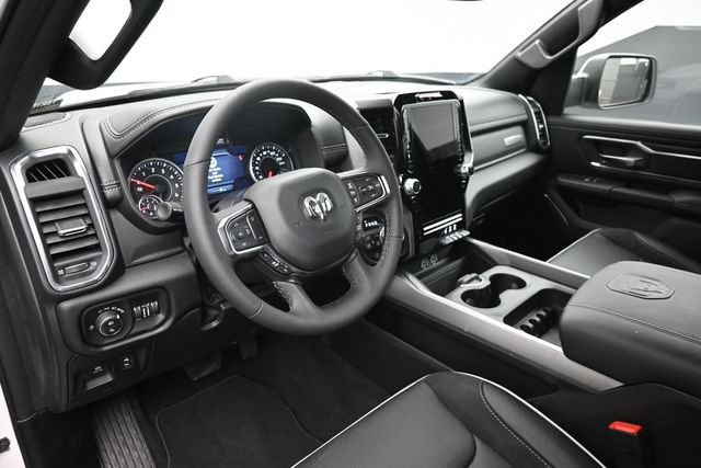 Used 2026 RAM 1500 Laramie AWD/4WD image 16