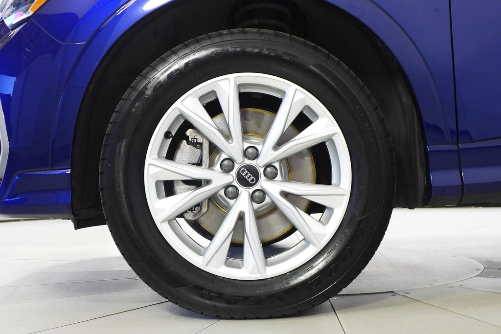 Used 2022 Audi Q3 2.0T Premium w/ Convenience Package image 5