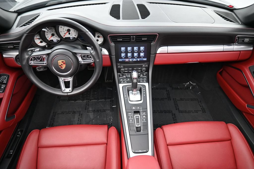 Certified 2019 Porsche 911 Targa 4 AWD/4WD image 6