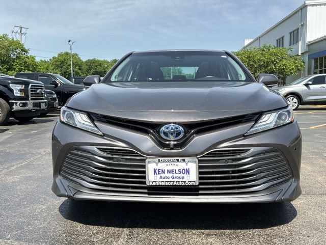 Used 2018 Toyota Camry XLE w/ Audio Package FWD image 2