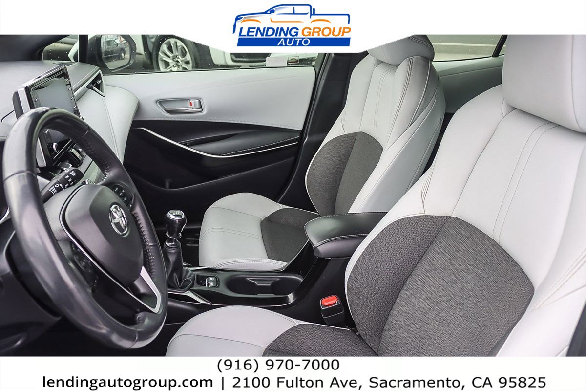 Used 2021 Toyota Corolla XSE image 16
