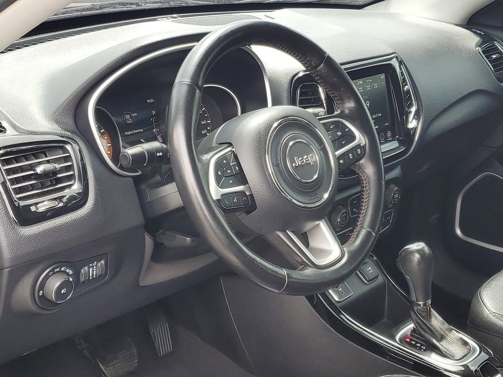Used 2021 Jeep Compass Limited FWD image 11