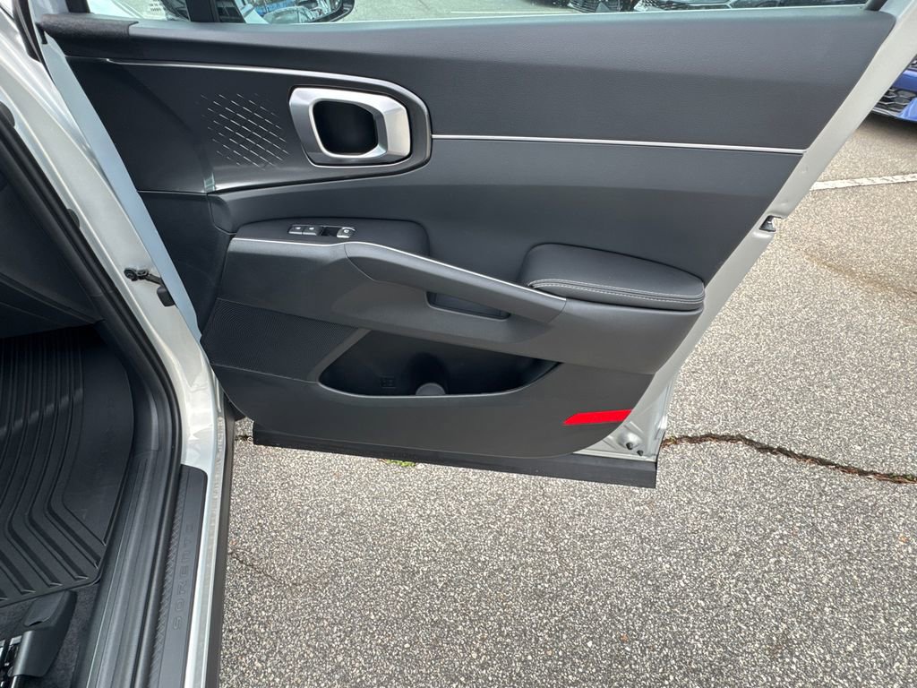 New 2026 Kia Sorento S w/ S Panoramic Sunroof Package FWD image 14