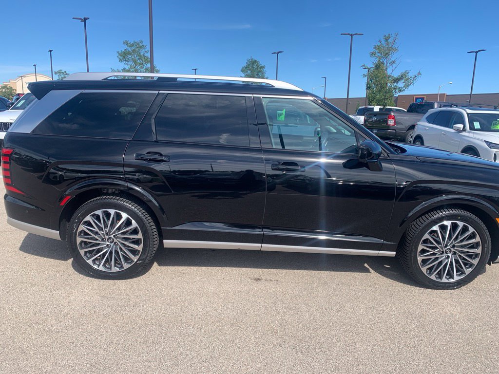 Certified 2026 Hyundai Palisade Calligraphy AWD/4WD image 6