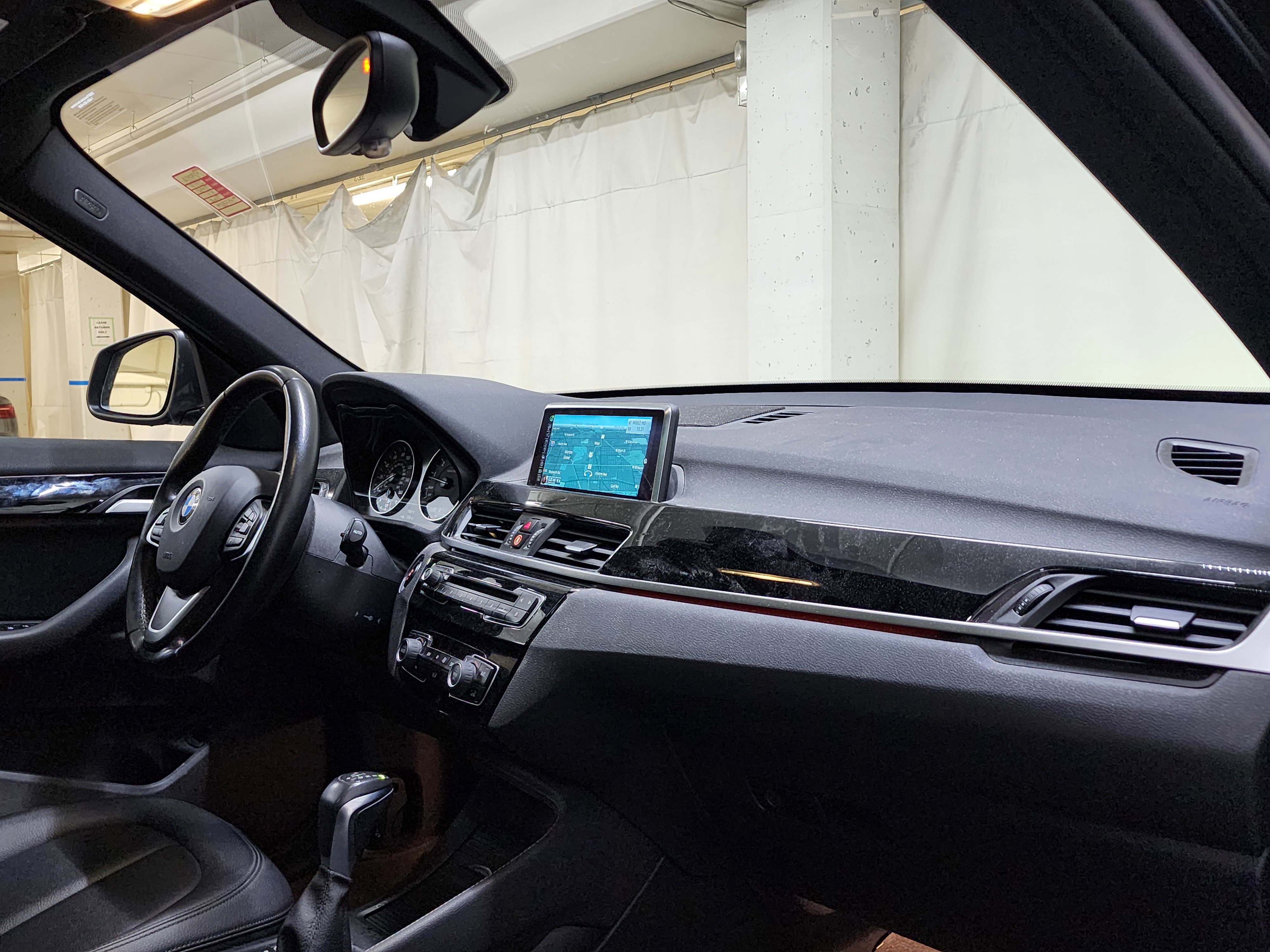 Used 2017 BMW X1 xDrive28i image 19