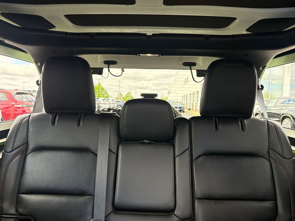 Used 2019 Jeep Wrangler Unlimited Rubicon AWD/4WD image 19