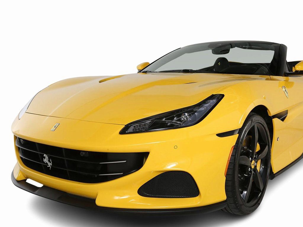 Used 2022 Ferrari Portofino M RWD image 13