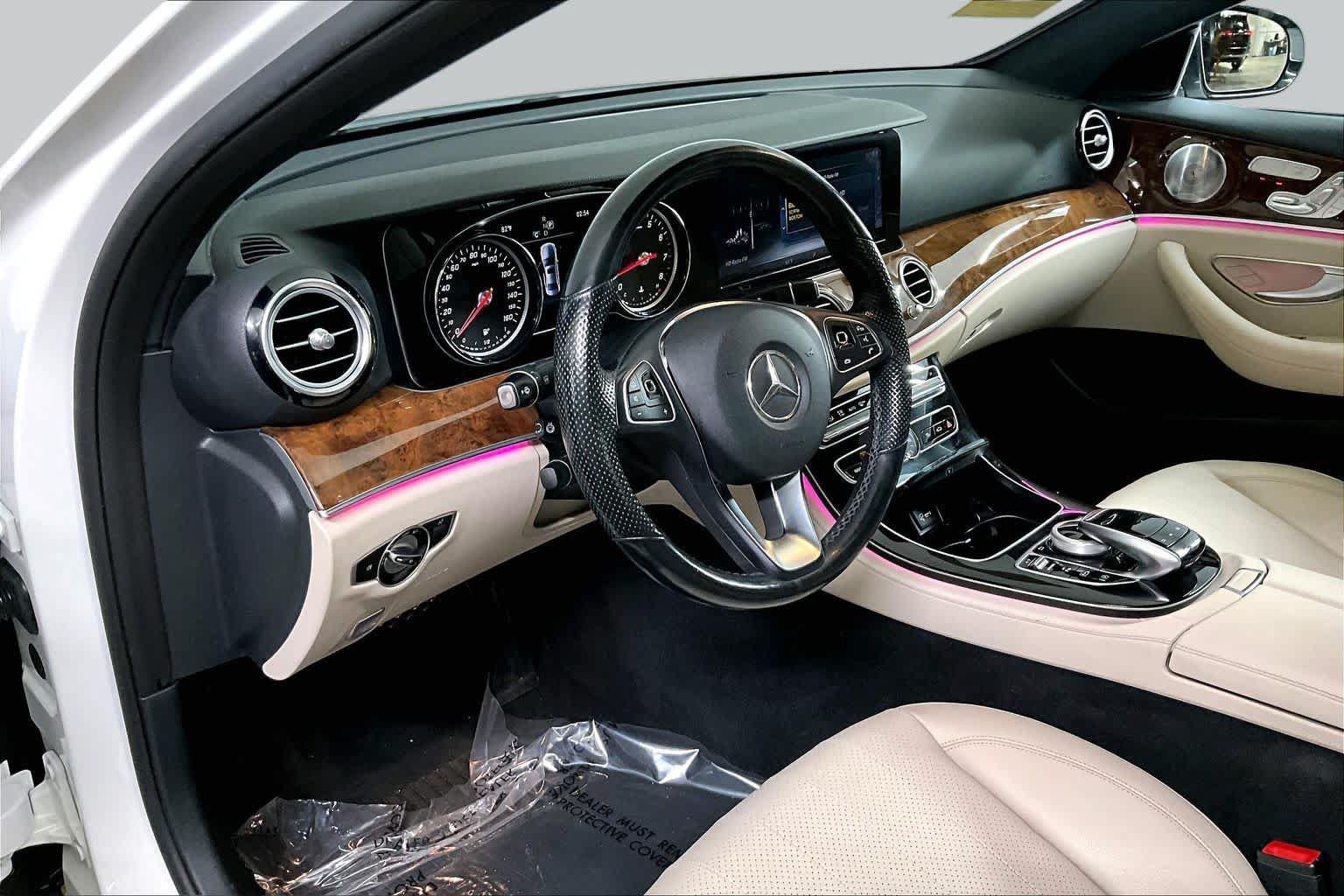 Certified 2017 Mercedes-Benz E 300 4MATIC image 18