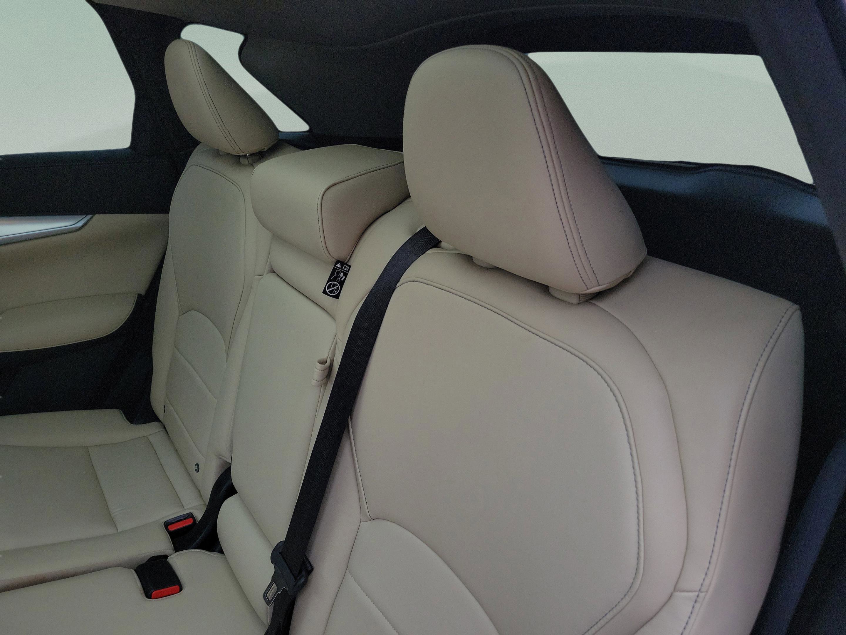 Used 2019 INFINITI QX50 Luxe w/ Cargo Package image 23