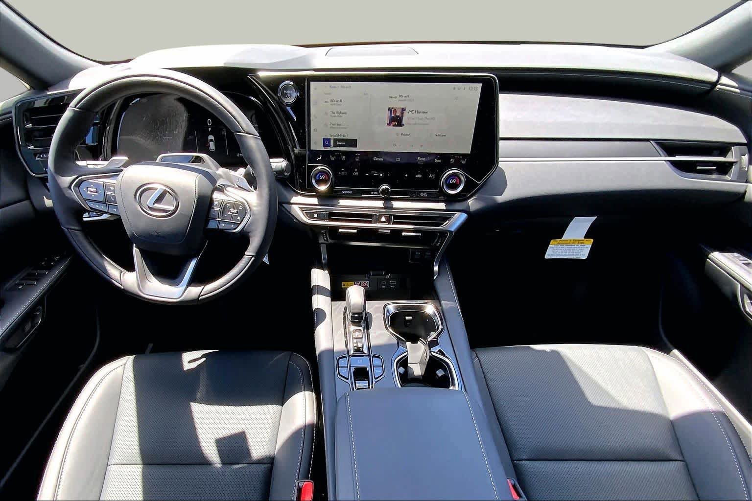New 2026 Lexus RX 450h AWD image 5