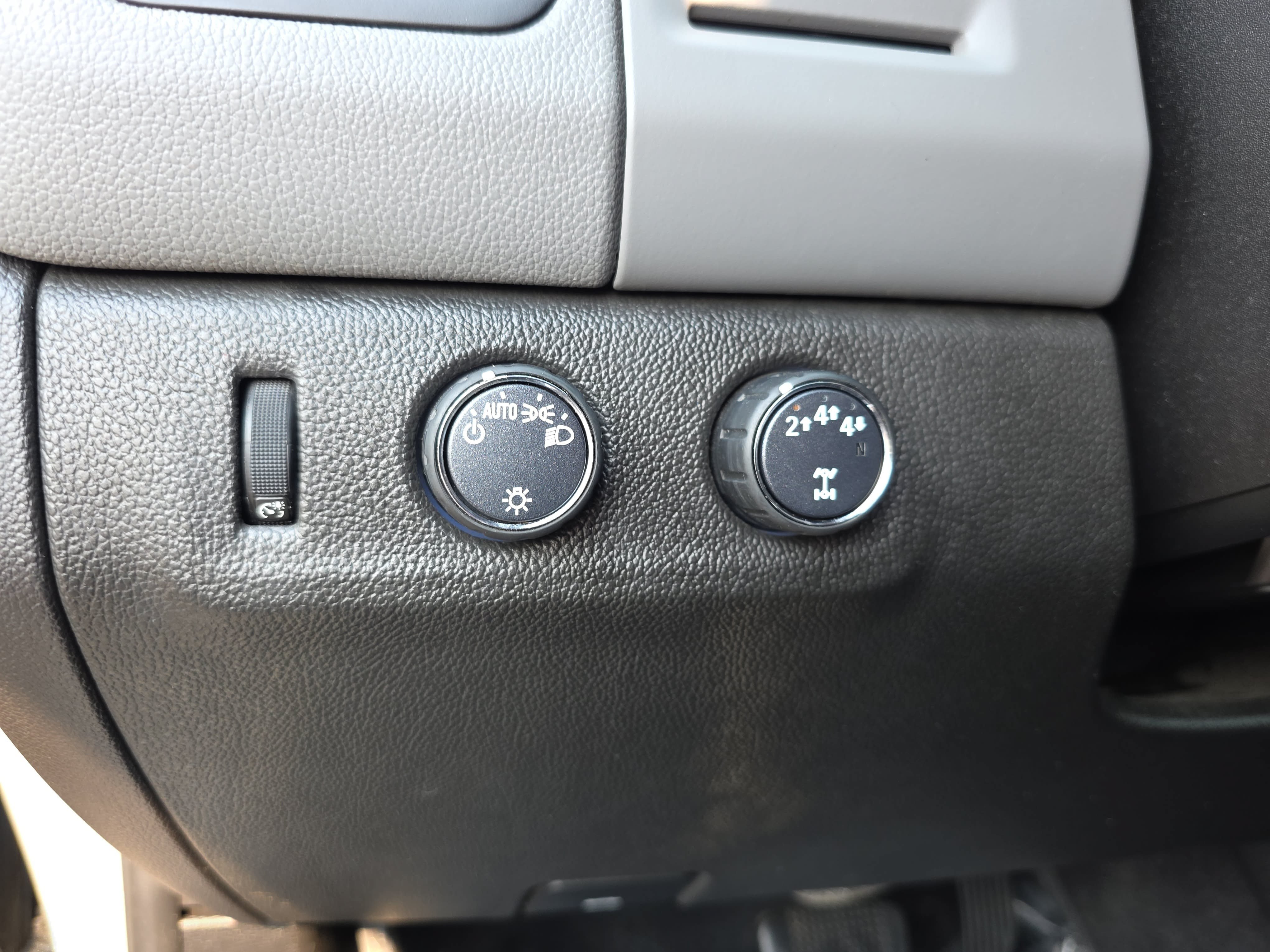 Used 2020 Chevrolet Colorado W/T w/ WT Convenience Package AWD/4WD image 23