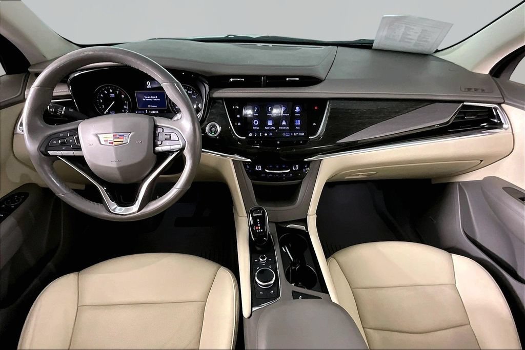 Certified 2021 Cadillac XT6 Premium Luxury FWD image 7