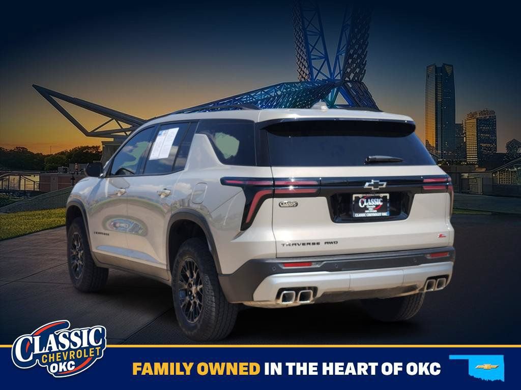 Used 2026 Chevrolet Traverse Z71 AWD/4WD image 5