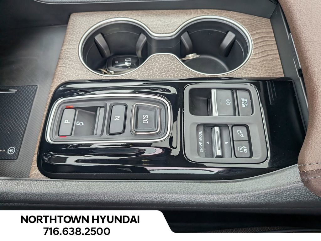 Used 2026 Honda Pilot Elite image 17