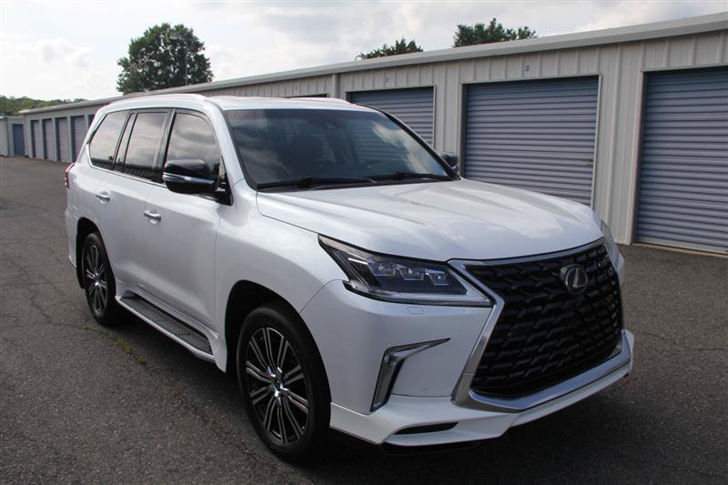 Used 2018 Lexus LX 570 4WD w/ Luxury Package image 4