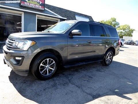 Used 2019 Ford Expedition XLT image 3