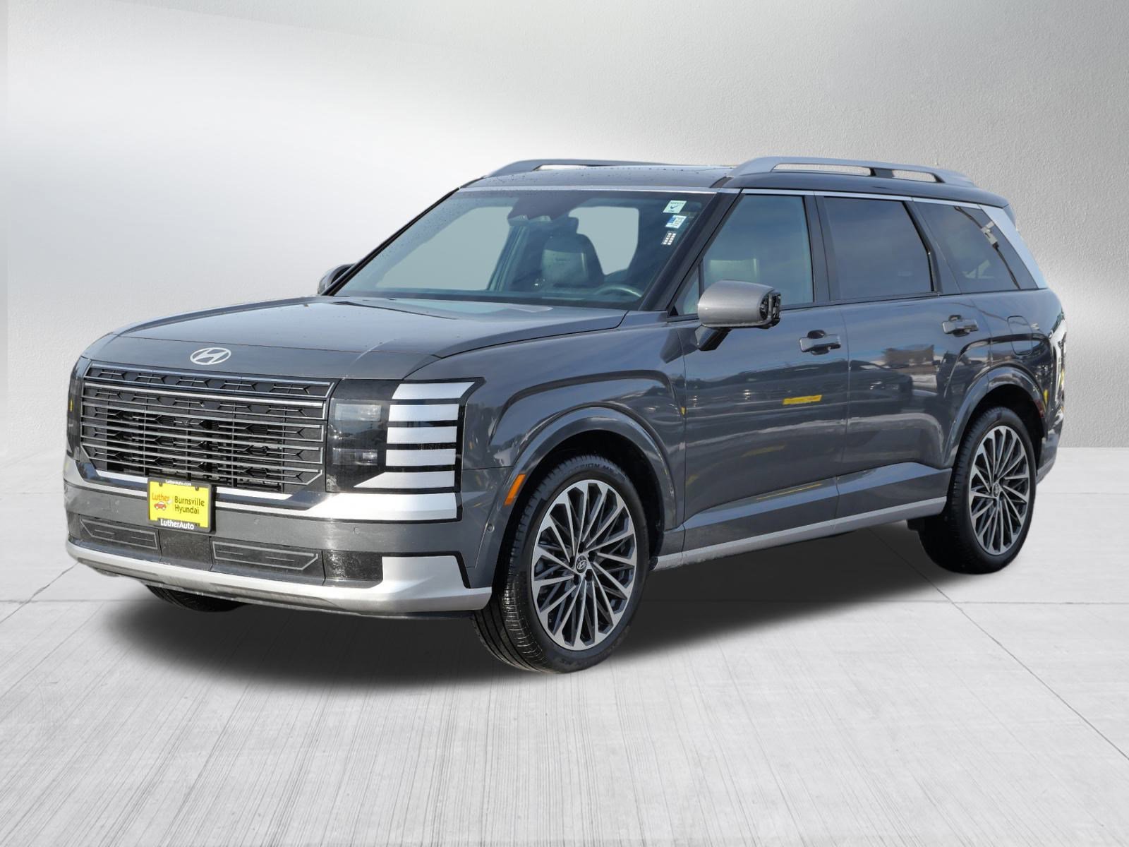 Certified 2026 Hyundai Palisade Calligraphy AWD/4WD image 3