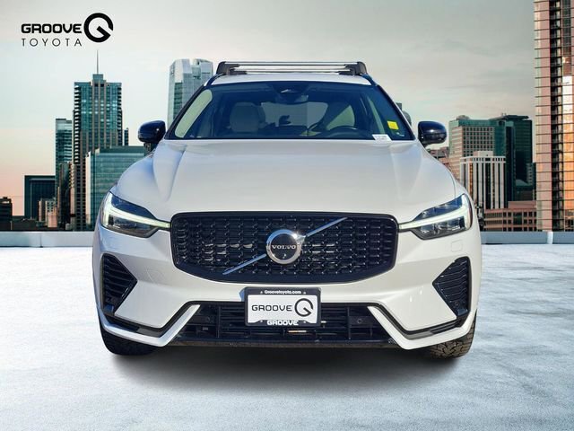 Used 2023 Volvo XC60 T8 Plus image 9