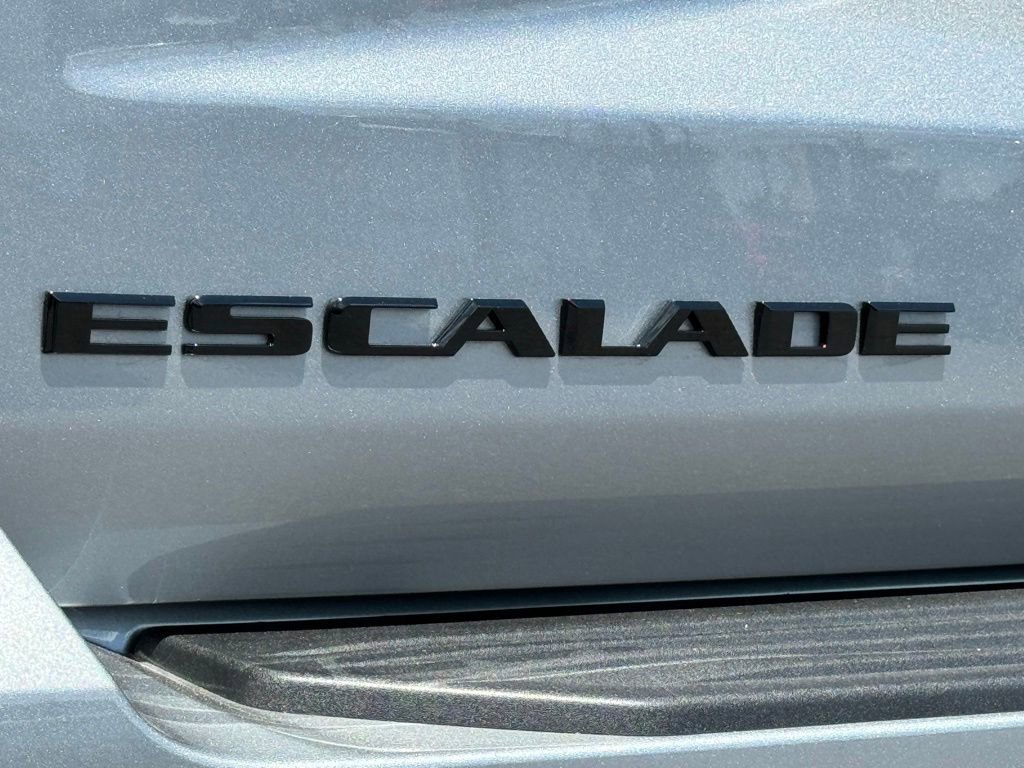 New 2026 Cadillac Escalade Platinum Sport w/ LPO, ONYX Package AWD/4WD image 9