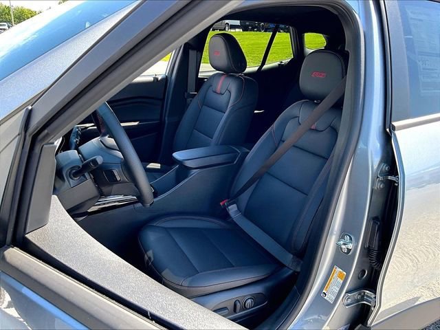 New 2026 Chevrolet Trax RS w/ Sunroof Package FWD image 10
