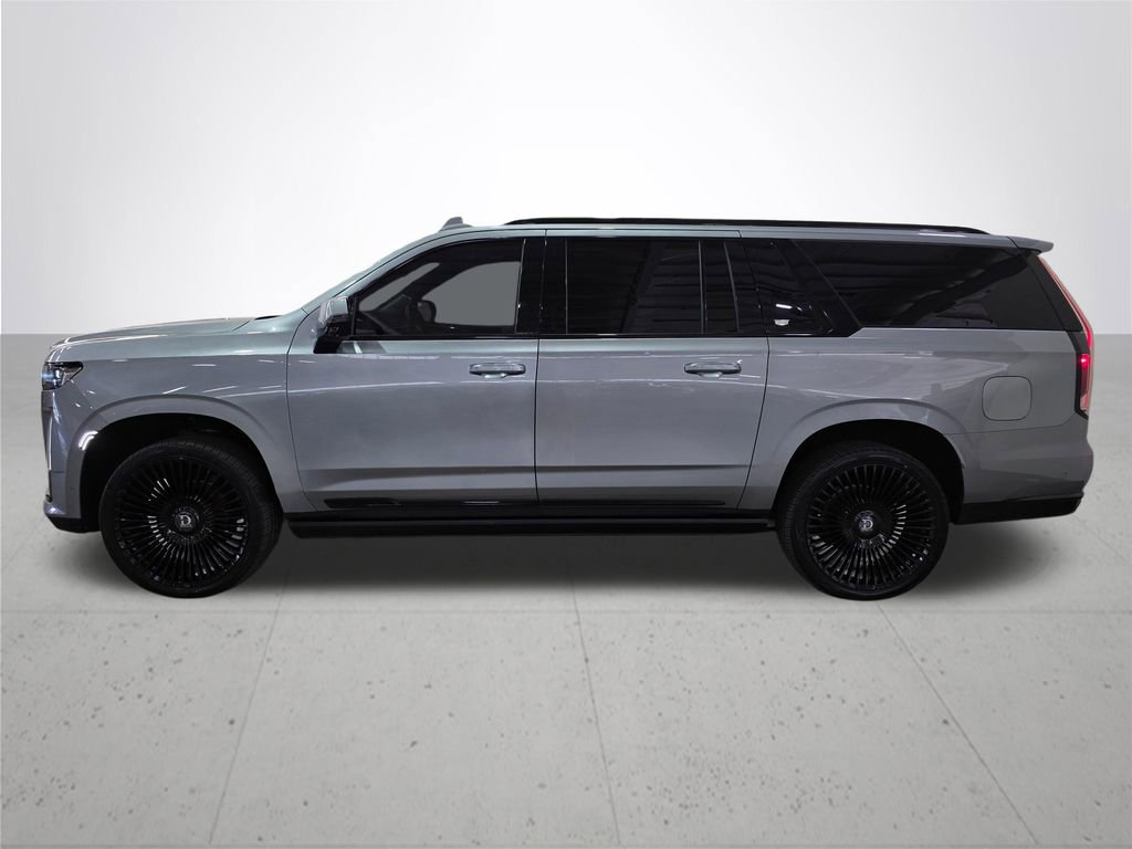 Used 2023 Cadillac Escalade ESV Sport Platinum w/ LPO, ONYX Package AWD/4WD image 14