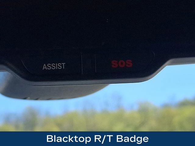 Used 2020 Dodge Charger R/T w/ Blacktop Package RWD image 16