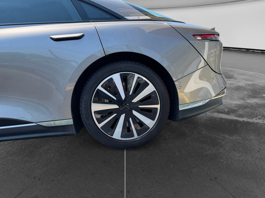 Used 2024 Lucid Air Touring AWD/4WD image 22