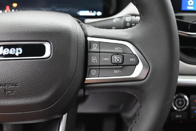 New 2026 Jeep Compass Limited w/ Sun, Sound & Navigation Group AWD/4WD image 27