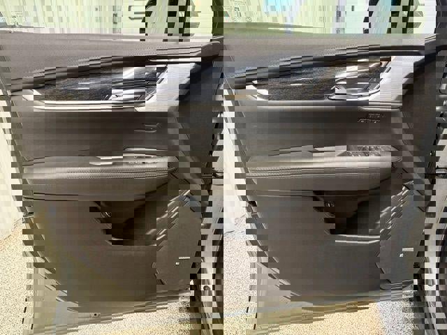 Used 2023 Cadillac XT5 Premium Luxury image 10