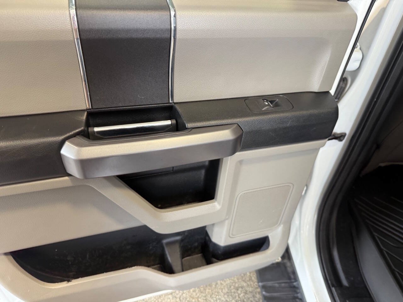Used 2018 Ford F150 XLT AWD/4WD image 22