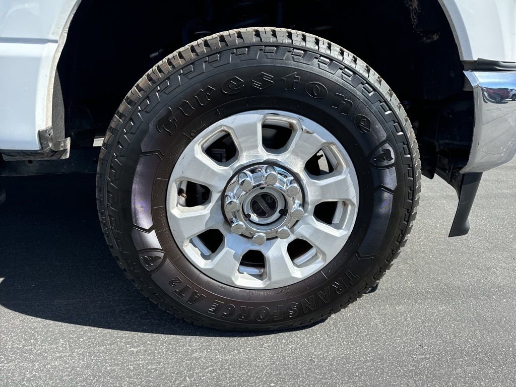 Used 2024 Ford F250 XLT image 3