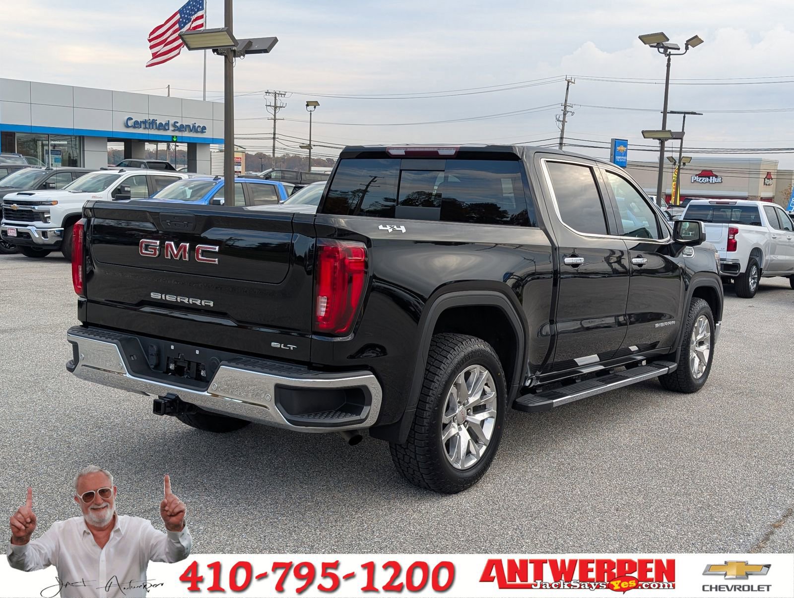 Used 2020 GMC Sierra 1500 SLT w/ SLT Premium Plus Package image 3
