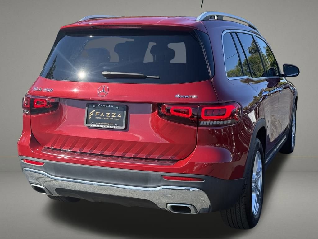 Used 2021 Mercedes-Benz GLB 250 4MATIC image 5