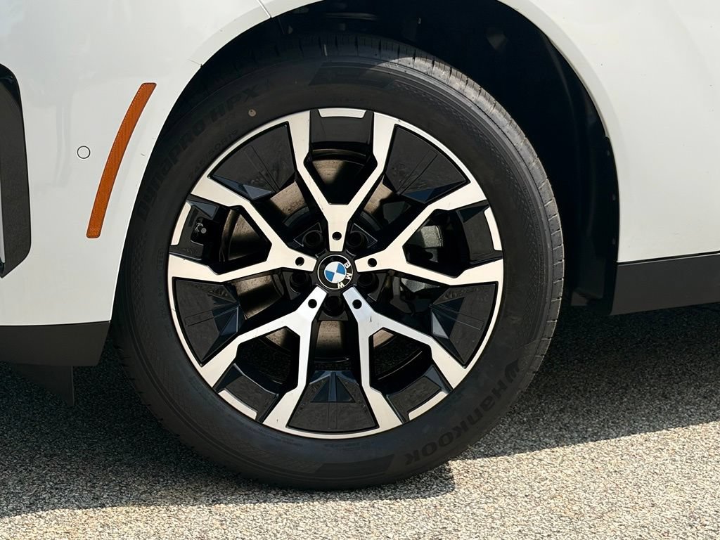 New 2026 BMW X3 xDrive30i w/ Convenience Package AWD/4WD image 2