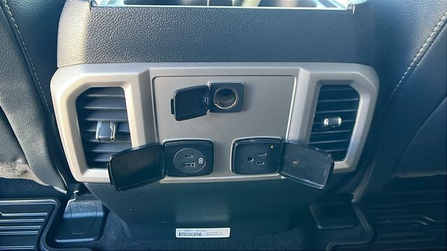 Used 2022 Ford F250 Lariat w/ Lariat Ultimate Package image 24