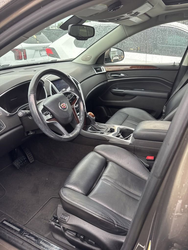Used 2014 Cadillac SRX Luxury FWD image 3