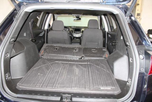 Used 2020 Chevrolet Equinox LT w/ Driver Convenience Package FWD image 32
