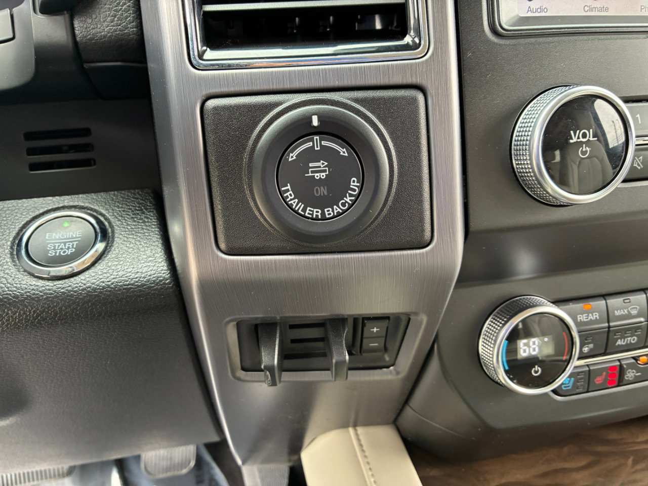 Used 2019 Ford Expedition Platinum image 34